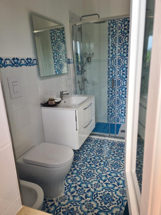 Esposito Guest House Procida Eksteriør billede